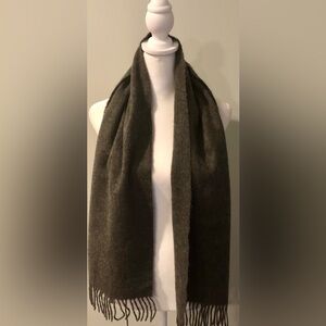 Men’s 100% Cashmere Scarf in Charcoal Grey from Joseph Abboud